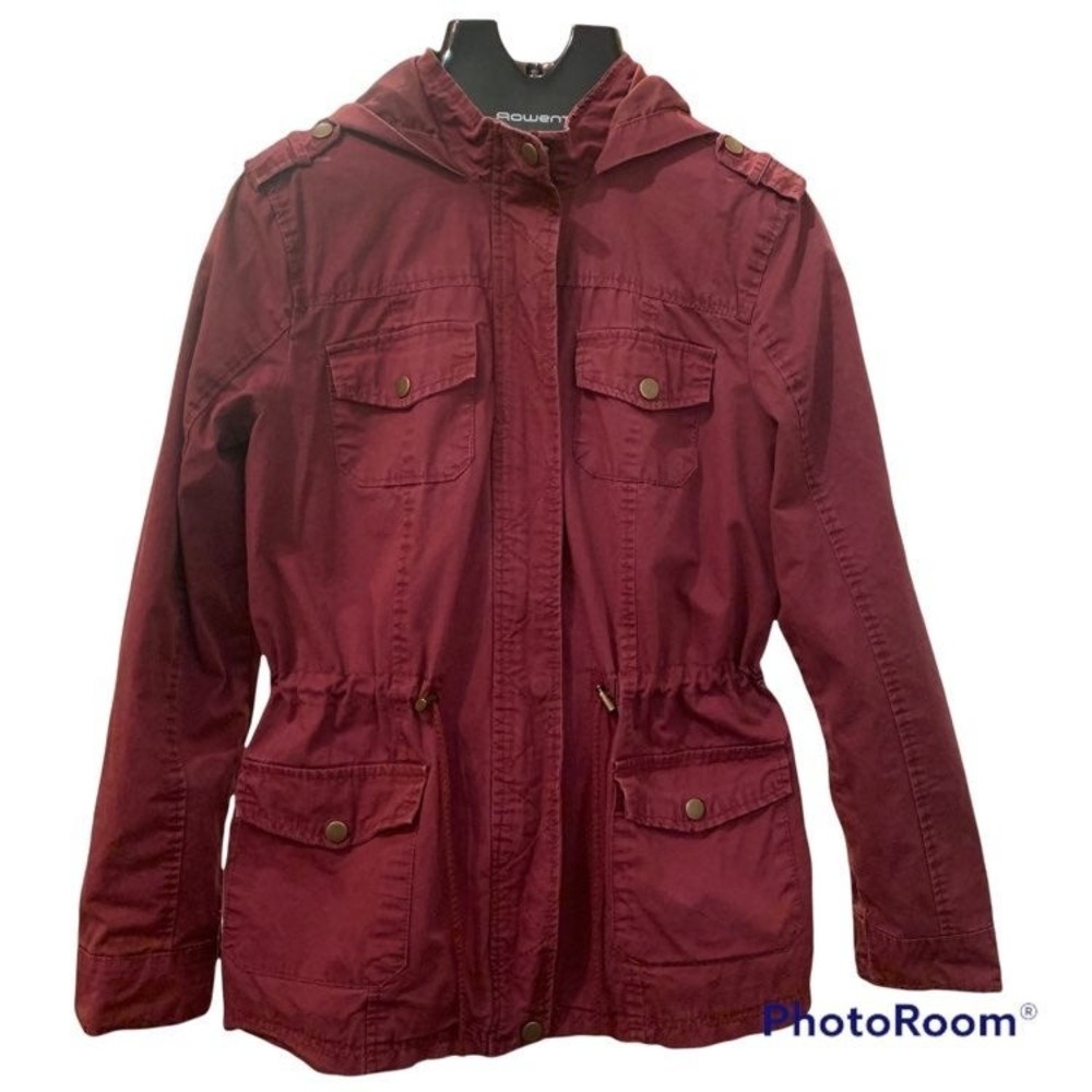 Louise Paris burgundy red zip up Military style light weight jacket; medium (m)